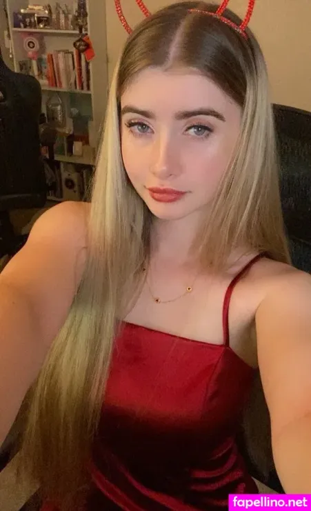 Mamfie OnlyFans Thumbnail #HoizFxiUq8