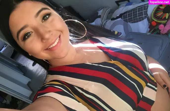 Mamicolombia22 OnlyFans Thumbnail #l4vIvmpTYn