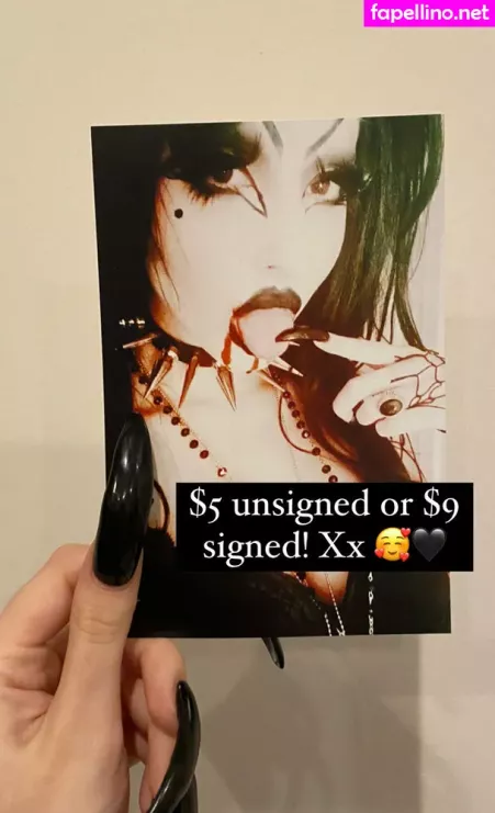 Mamiehades 1 OnlyFans Thumbnail #zLoQCqvyTw