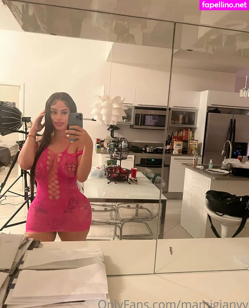 mami_gisback, mamigianyy Nude Leaked OnlyFans Photo #mkCis5zAsx