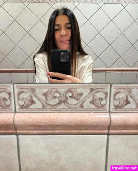 Mammacinzia OnlyFans Thumbnail #FFtYUXotms