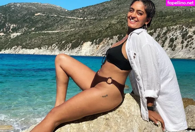 Mandeep Dhillon OnlyFans Thumbnail #61J5zeHBzm