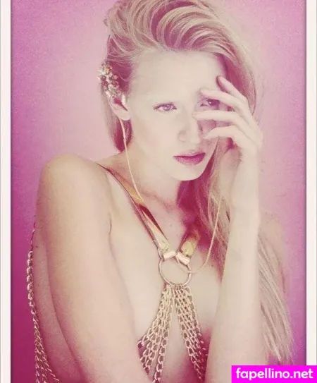 Mandy Bork OnlyFans Thumbnail #0r88Y3pFtX