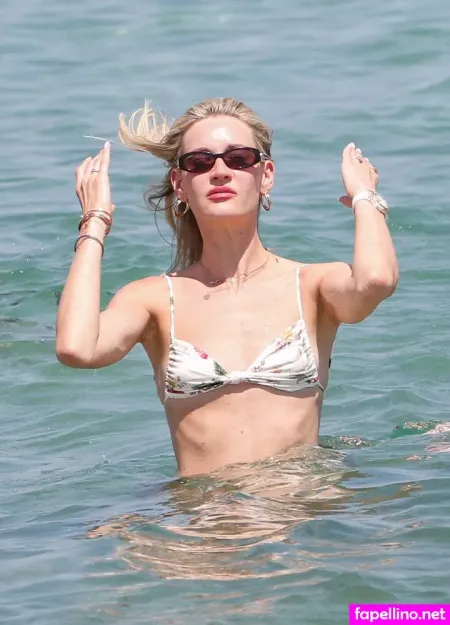 Mandy Bork OnlyFans Thumbnail #4lrbPhjFzw