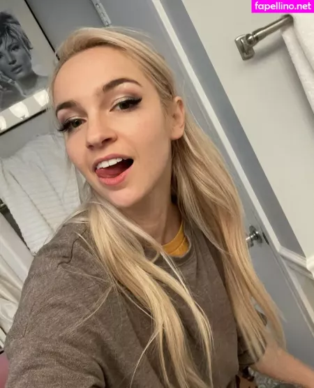 Mandy Marx OnlyFans Thumbnail #c0hvVqQiqL