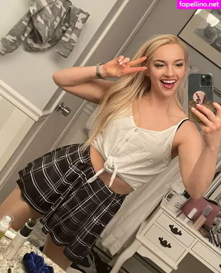 Mandy Marx OnlyFans Thumbnail #u0wiH7o4ZP