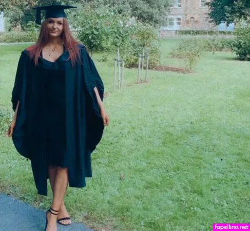 Mandy Pearce OnlyFans Thumbnail #ECqWZBgxKE