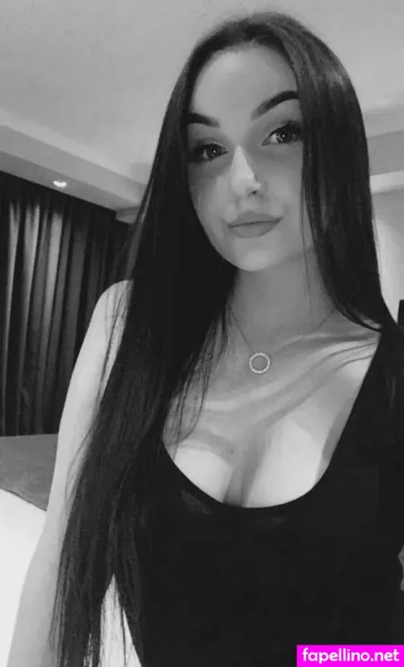 Mandy Pearce OnlyFans Thumbnail #VBrXpjCDXG