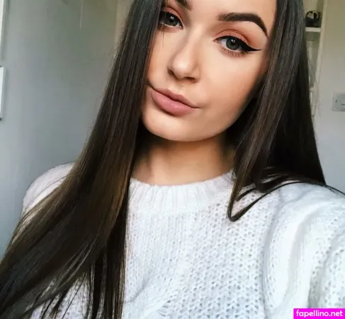 Mandy Pearce OnlyFans Thumbnail #z2NKJ7YEy2