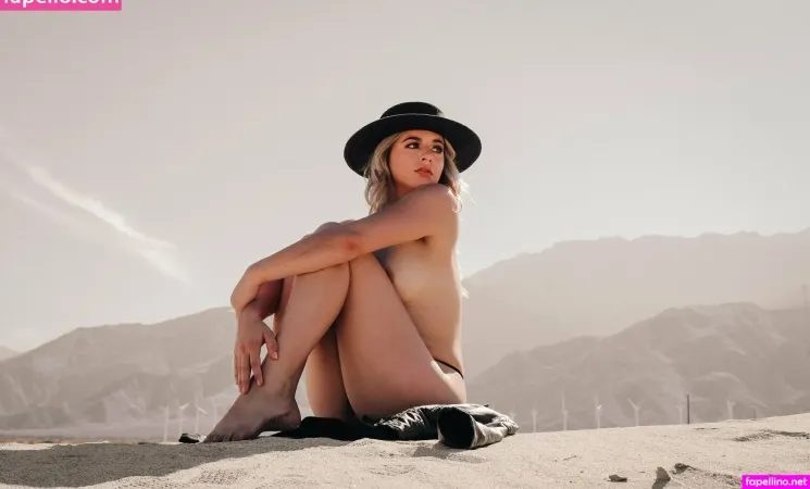 Mandy Skie Main Profile Photo