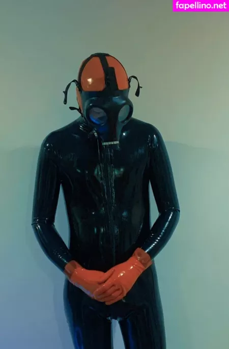 Manfromearth OnlyFans Thumbnail #bA9iI8BlMn