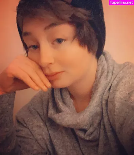 Manic Gremlin OnlyFans Thumbnail #Mn8ZxuNtzc