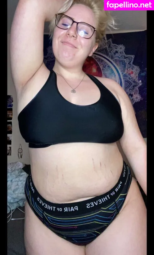 Emmyjo13, manicstoner, markle.12 Nude Leaked OnlyFans Photo #GCZvRSmvYP