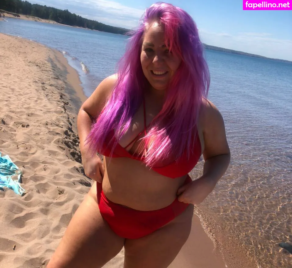 Emmyjo13, manicstoner, markle.12 Nude Leaked OnlyFans Photo #Q0B1S5trWI
