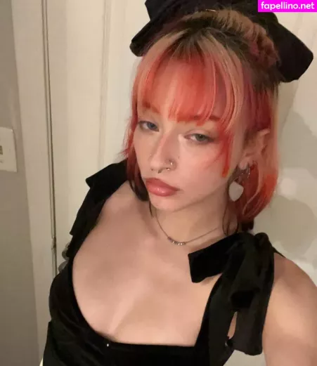 Manicpixieagony OnlyFans Thumbnail #q5WhmPh9Rj