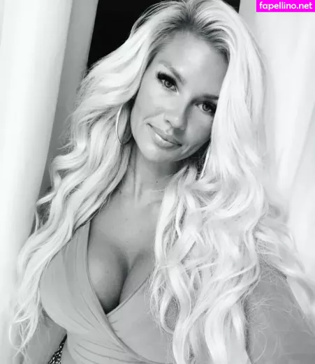 Manja Ihrke OnlyFans Thumbnail #kX8LLIEfnU