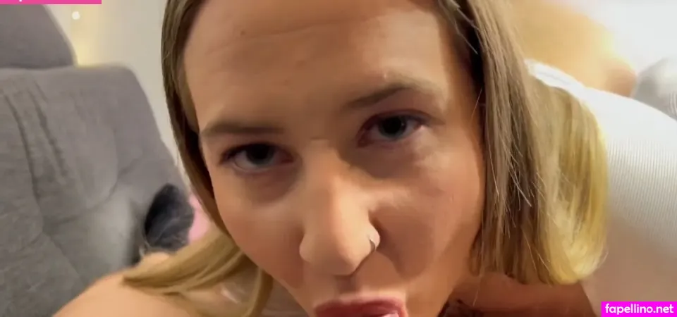 Manja1998 OnlyFans Thumbnail #A3zWN6Hsd1