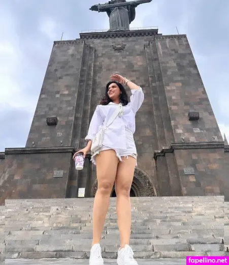 Mannara Chopra OnlyFans Thumbnail #Yops7Jdprz