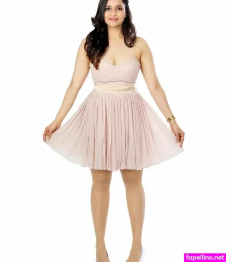 Mannara Chopra OnlyFans Thumbnail #p3VpmnXNfx