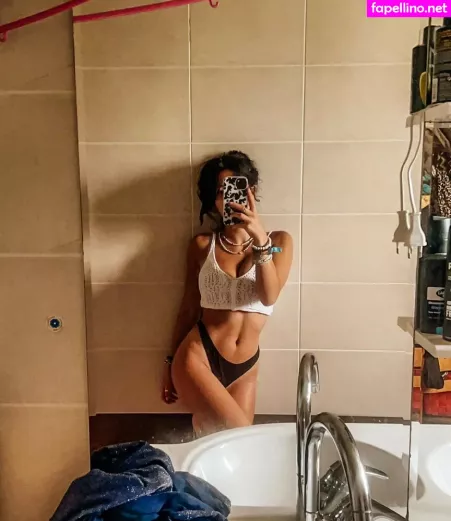 Manon Chrd OnlyFans Thumbnail #Dnl616OFr6