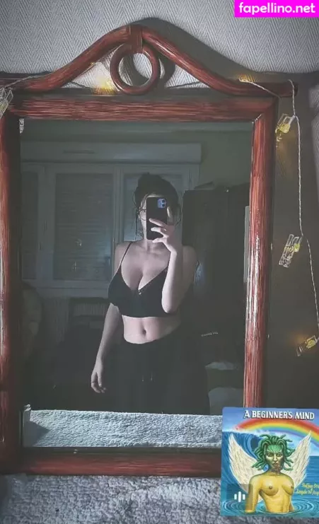 Manon Chrd OnlyFans Thumbnail #w6PaJj0gn6