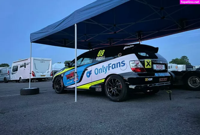 Mansellracing OnlyFans Thumbnail #fgdfdwOHDf