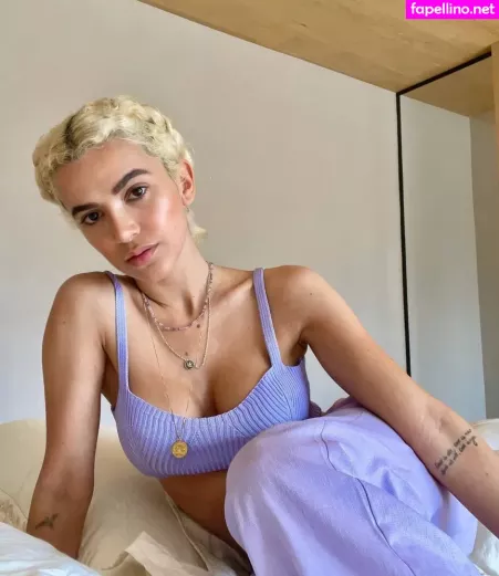 Manu Gavassi OnlyFans Thumbnail #cg3OPLd1nF