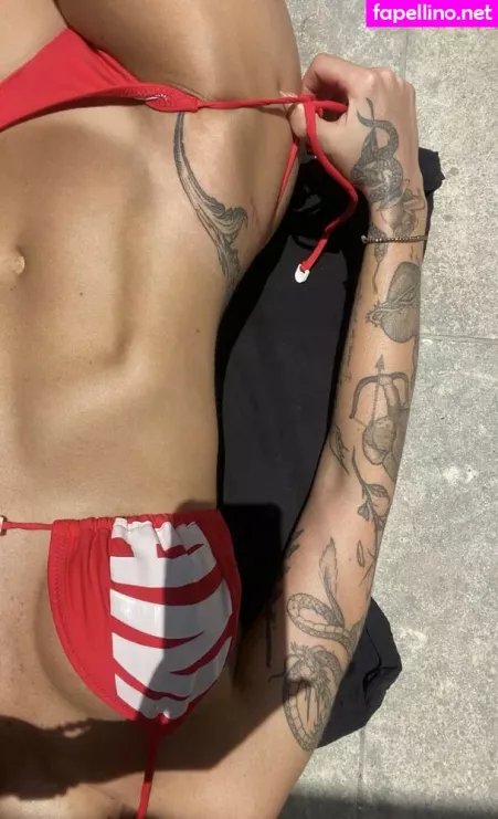 Manu Guglielmi OnlyFans Thumbnail #kCOhz7sufm