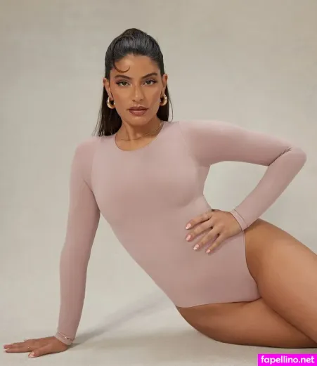Manuela Alvarez Hernandez OnlyFans Thumbnail #rcPcLbuozZ