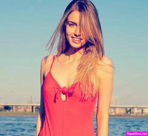 Manuela Apitzsch Maapi90 OnlyFans Thumbnail #viJNHVMBv4