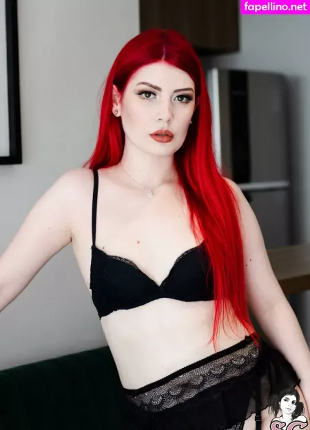 Manuela Mont OnlyFans Thumbnail #8tw4C2wcio