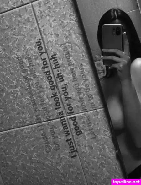 Manuela Mulligh OnlyFans Thumbnail #jfG6Zc0znO