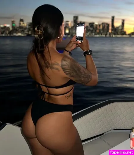 Manuela Pareja OnlyFans Thumbnail #y2hIF3RXHO