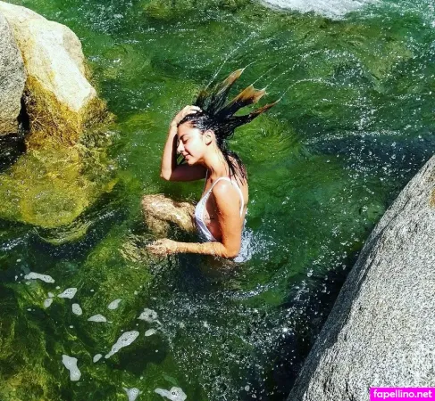 Manuela Velez OnlyFans Thumbnail #zMQlDNUPr2