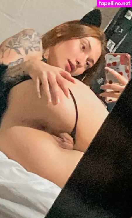 Manuella Hattenhauer OnlyFans Thumbnail #2RiITgBrId