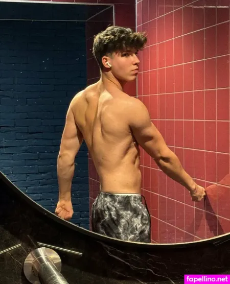 Manutwinkx 3 OnlyFans Thumbnail #3KbidhIXUt