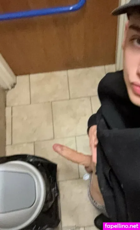 Manutwinkx 3 OnlyFans Thumbnail #XwkJD2UMZL