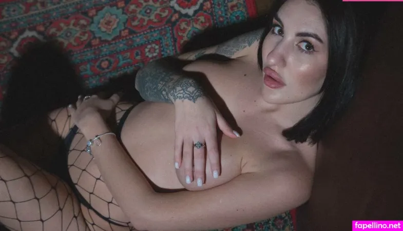 Manya Anasha OnlyFans Thumbnail #i42C8wOEsy