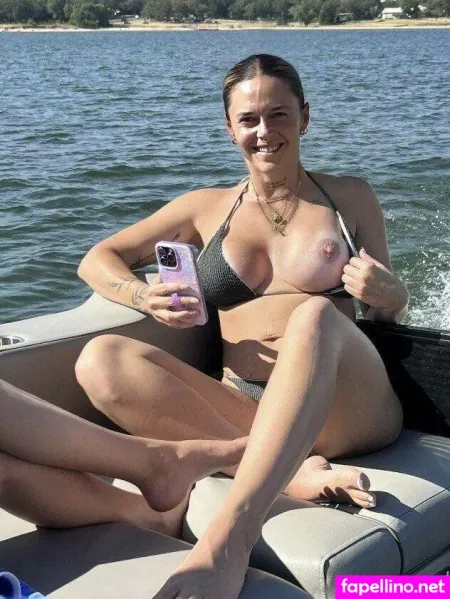 Mapi Leon OnlyFans Thumbnail #sPXw3VFPpy