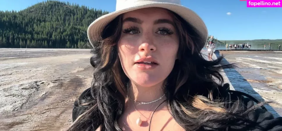 Maple Divine OnlyFans Thumbnail #gFYr1YXBx2