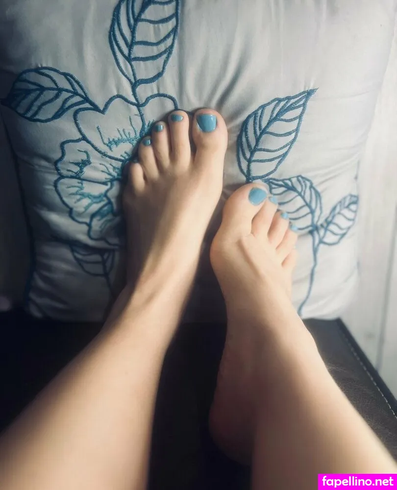 flippinfabulouspancakes, maple.morningstar Nude Leaked OnlyFans Photo #JDRC9wpL02