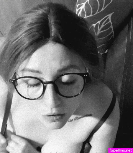 Maple Morningstar OnlyFans Thumbnail #Oj1CMZLMfp