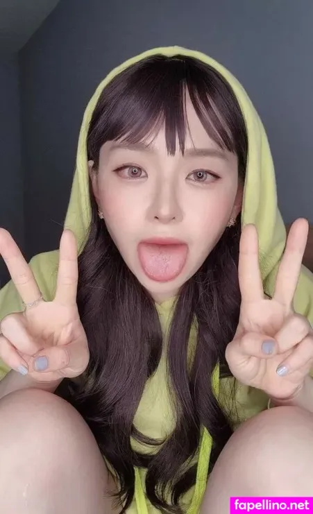 Maple Oh OnlyFans Thumbnail #BeiXO2FWJL