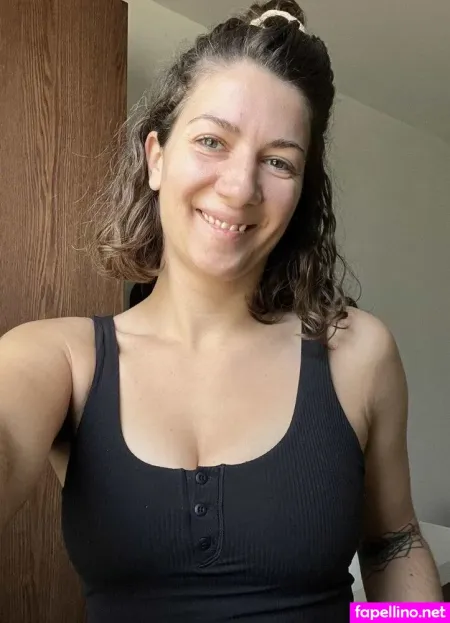 Maplesyrupgirl OnlyFans Thumbnail #uc1GUhdiRR