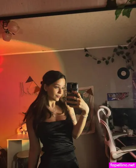 Mar1oasmr OnlyFans Thumbnail #xUxUuFSymZ