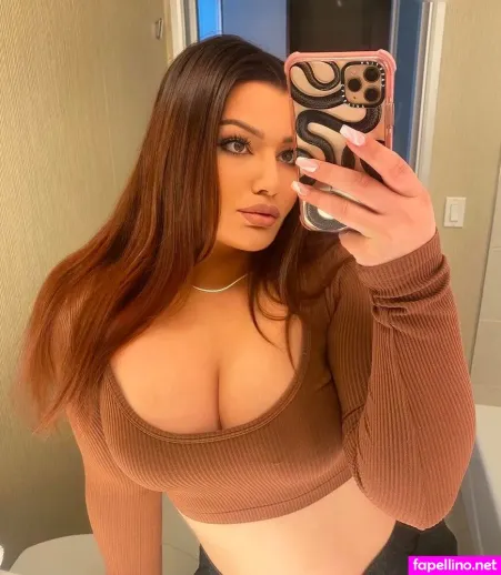 Mara Ambronn OnlyFans Thumbnail #ulvGFRKncB