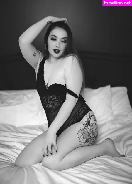 Mara Elysse OnlyFans Thumbnail #3McNUxYYsc