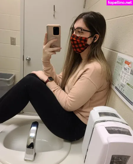 Mara Elysse OnlyFans Thumbnail #6VWSnT422Z