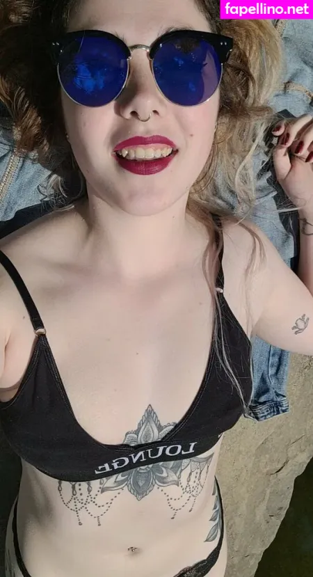 Mara Elysse OnlyFans Thumbnail #8MmxYs2b9A