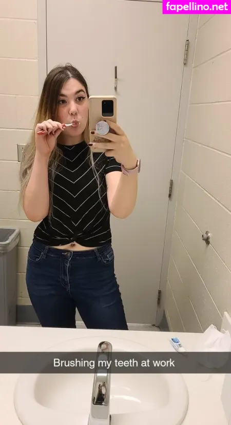 Mara Elysse OnlyFans Thumbnail #Pmb8yeVwju